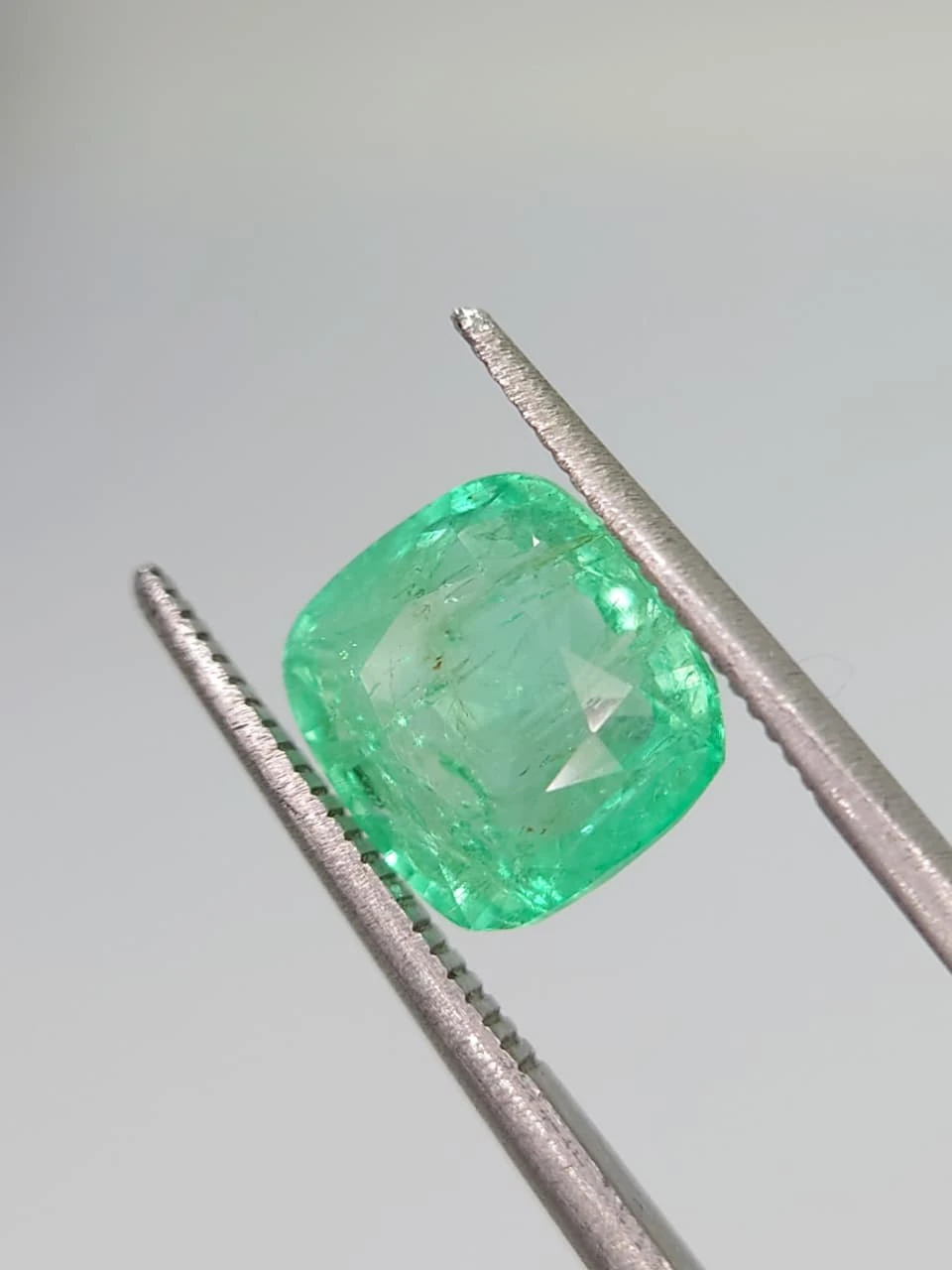 3.37ct Natural Panjshir Emerald from Afghanistan — view 3